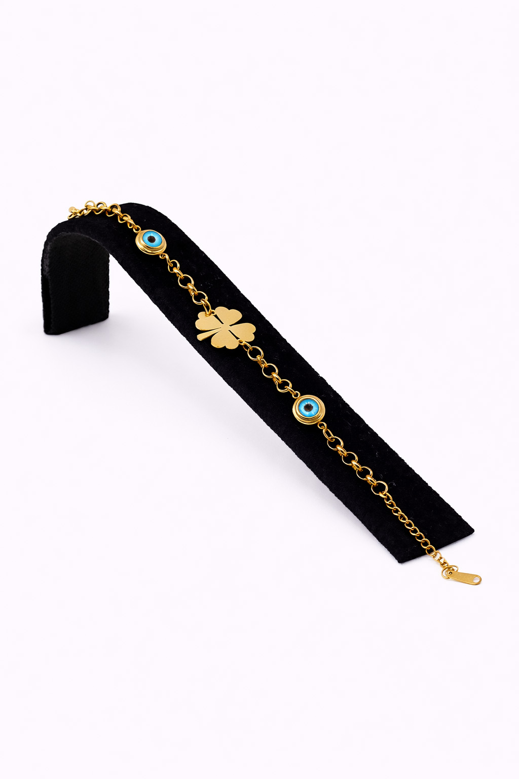 Yonca ve Nazar Boncuk Detaylı Altın Renk Çelik Zincir Bileklik