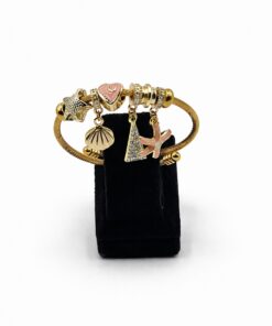 Deniz Yıldızı ve Deniz Kabuğu Figürlü Altın Renk Çelik Charm Bileklik