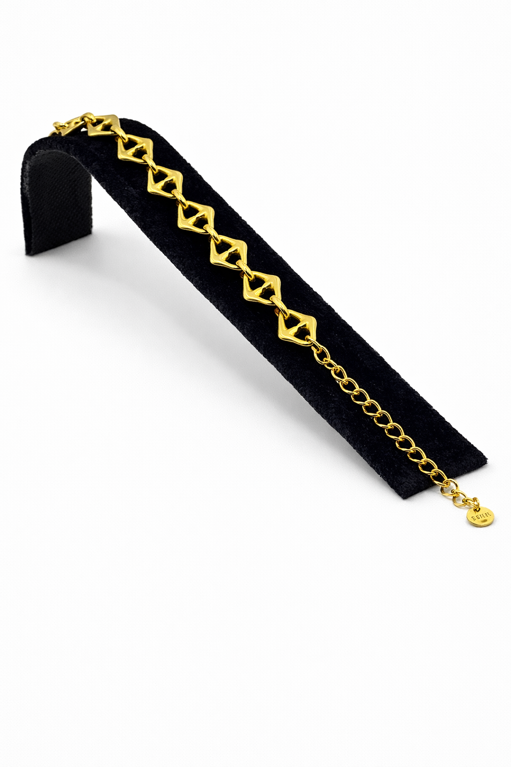 Geometrik Halka Detaylı Altın Renk Çelik Bileklik