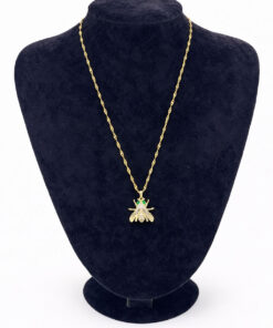 Altın Renk Çelik Arı Figürlü Kolye