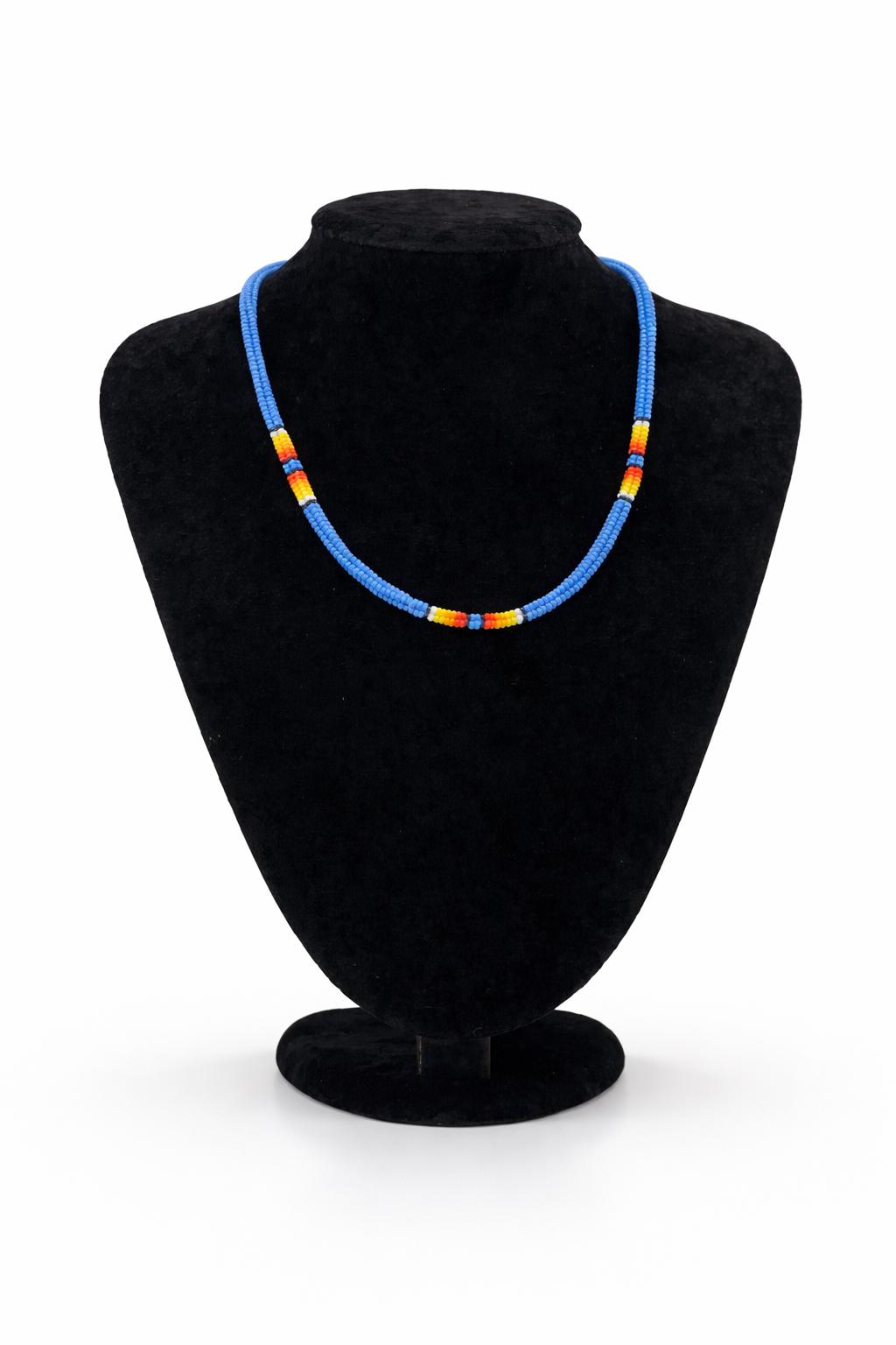 Mavi Ağırlıklı Çok Renkli Boncuk Kolye