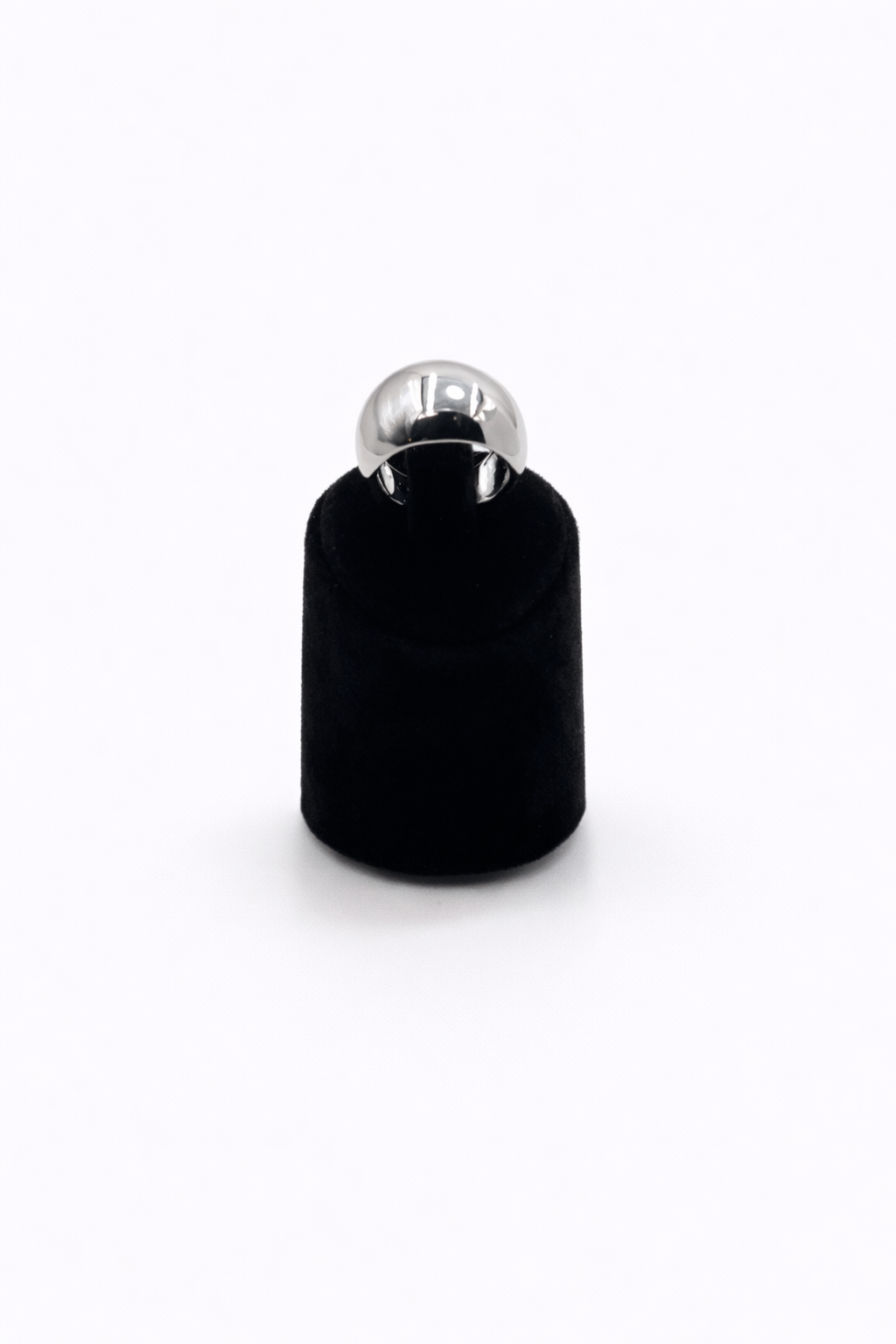 Bombeli Minimal Gümüş Renk Çelik Yüzük