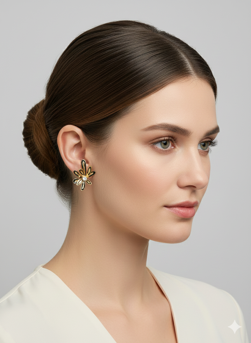 Çiçek Figürlü Zirkon Taşlı Altın Renk Çelik Küpe