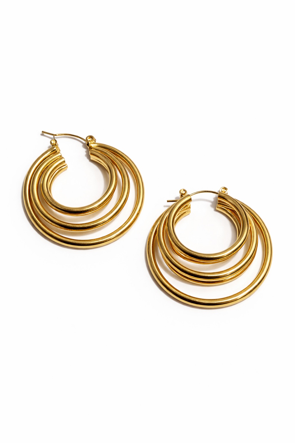 Altın Renk Katmanlı Halka Çelik Küpe Altın Renk Katmanlı Halka Çelik Küpe