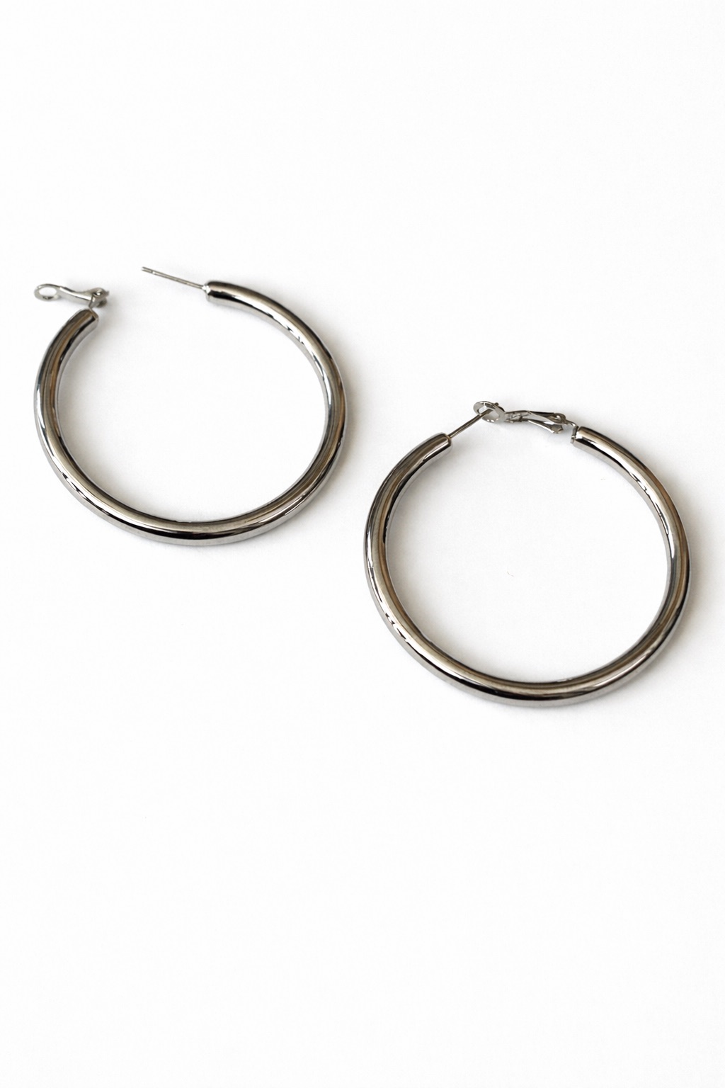 Gümüş Renk Çelik Büyük Kalın Halka Küpe