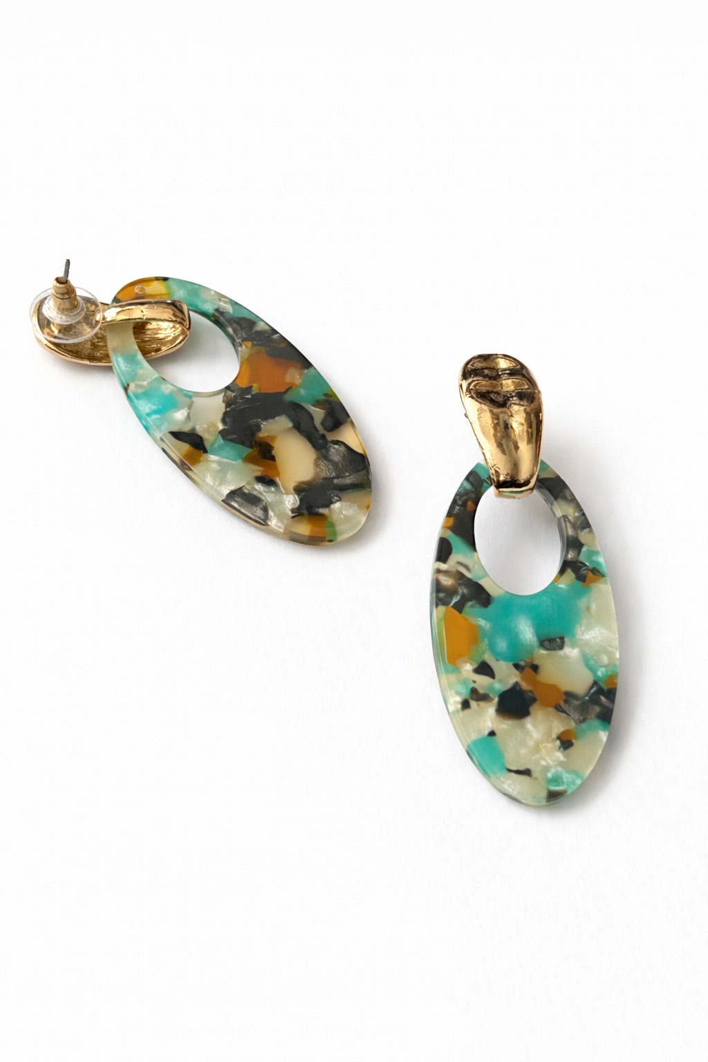 Lak Altın Kaplama Geometrik Sallantılı Akrilik Küpe