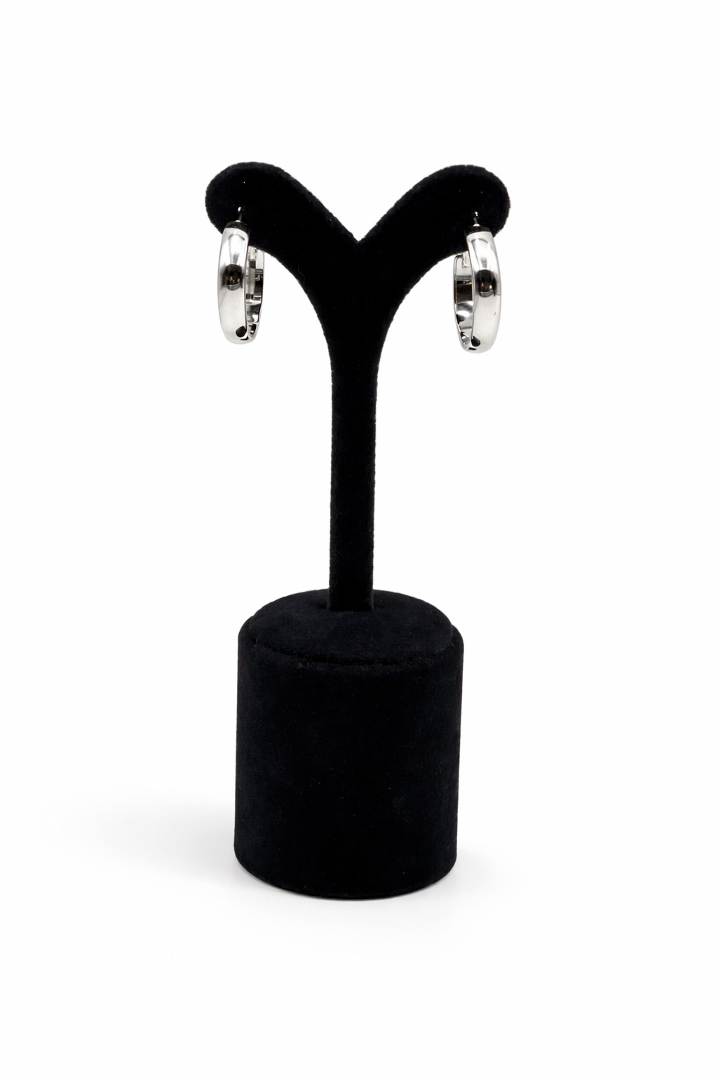 Gümüş Renk Orta Boy Çelik Kalın Halka Küpe