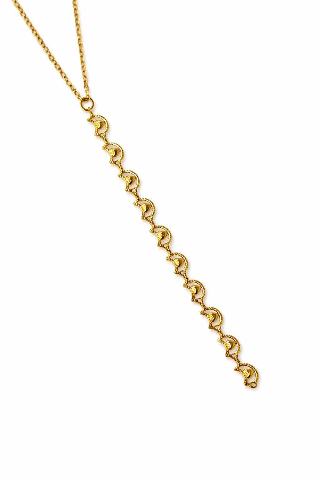 Altın Renk Ay Detaylı Y Model Çelik Kolye Altın Renk Ay Detaylı Y Model Çelik Kolye