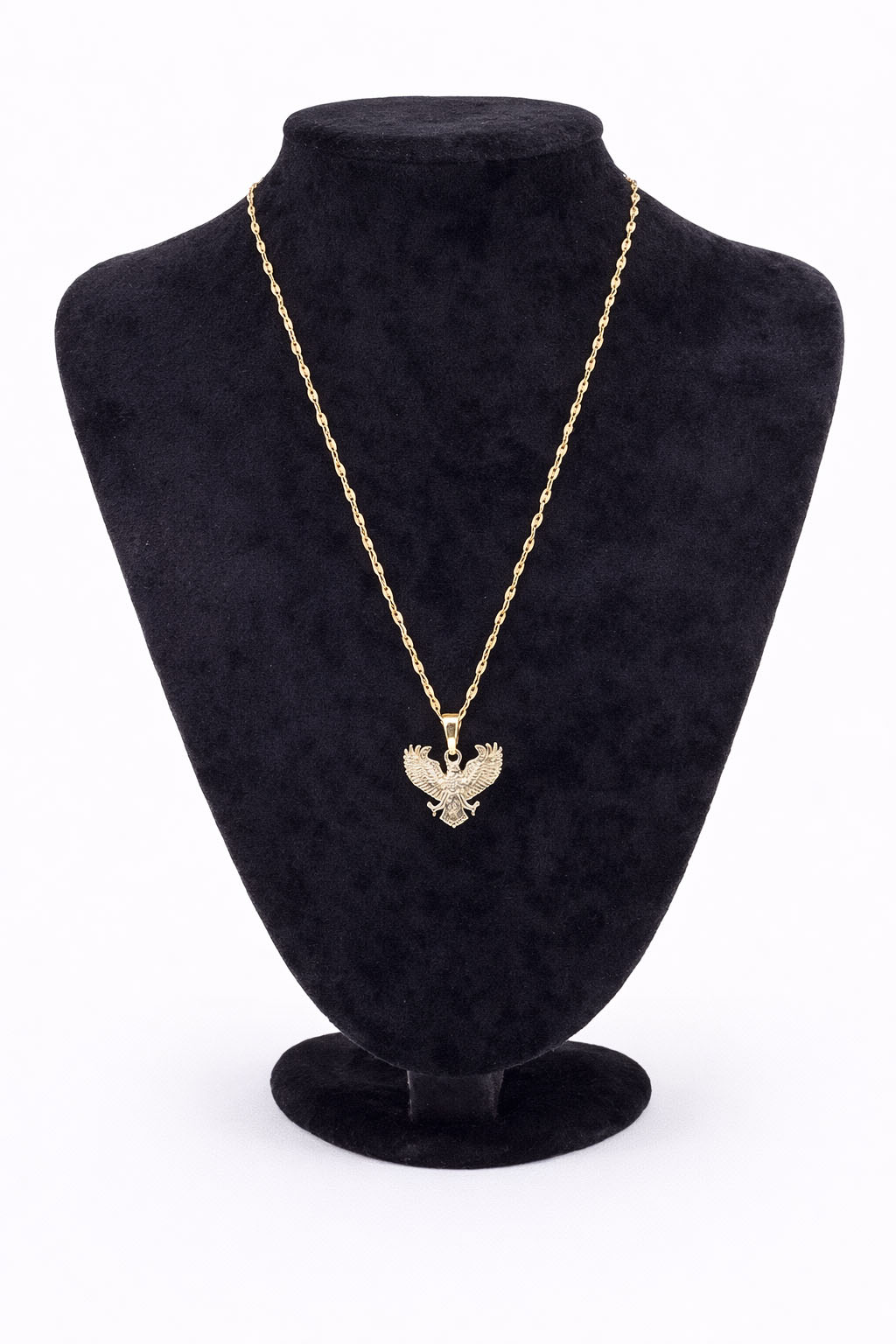 Altın Renk Zirkon Taşlı Kartal Figürlü Çelik Kolye Altın Renk Zirkon Taşlı Kartal Figürlü Çelik Kolye