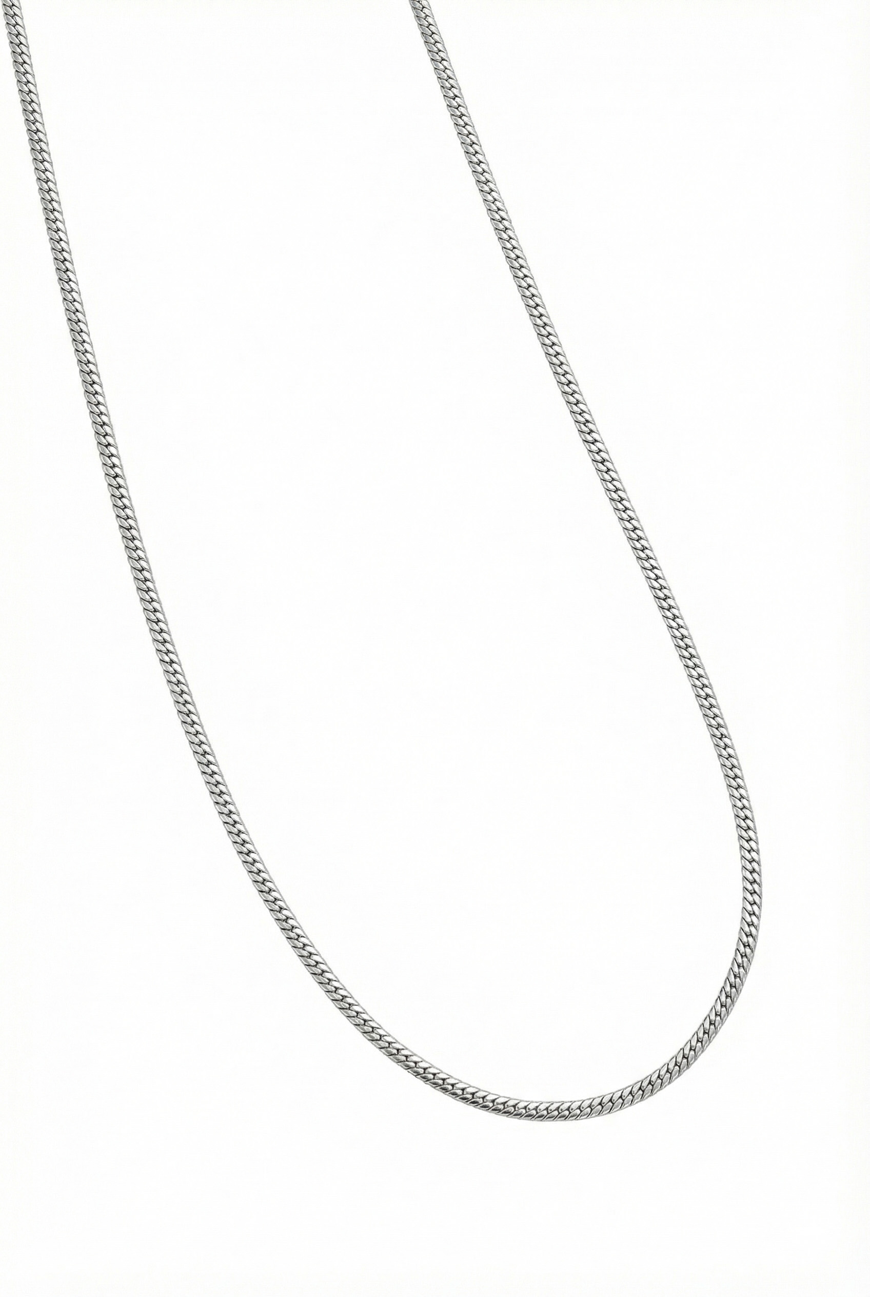 Gümüş Renk Çelik Zincir Kolye Gümüş Renk Çelik Zincir Kolye