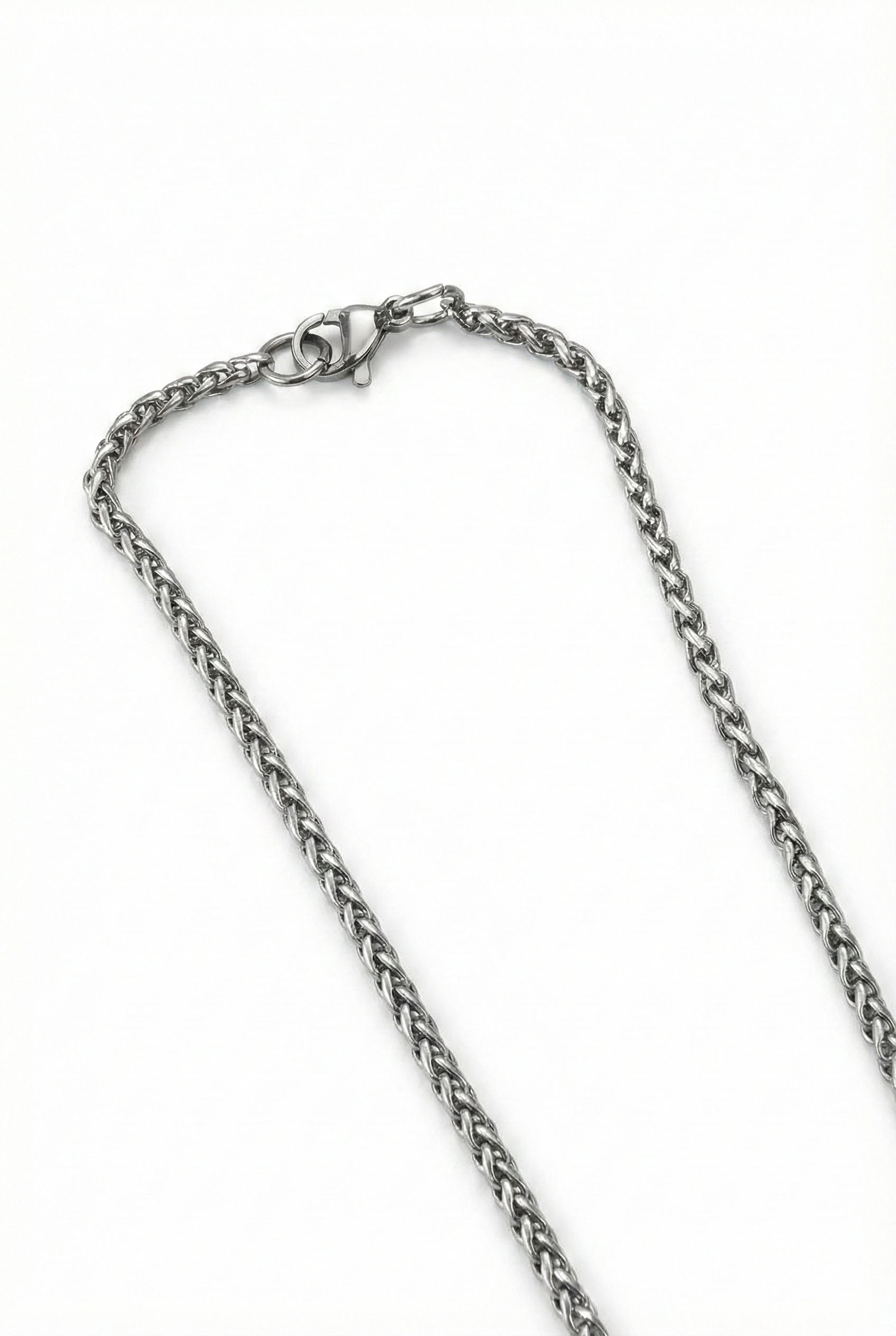 Gümüş Renkli Örgü Model Klasik Zincir Kolye