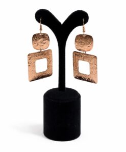 Bakır Çekiç Dokulu Geometrik Kare Sallantılı Küpe