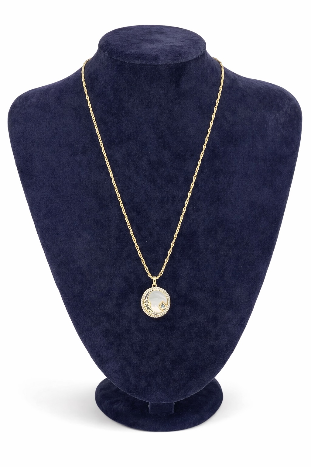 Sedef Detaylı Yuvarlak Madalyon Altın Renk Çelik Kolye Sedef Detaylı Yuvarlak Madalyon Altın Renk Çelik Kolye