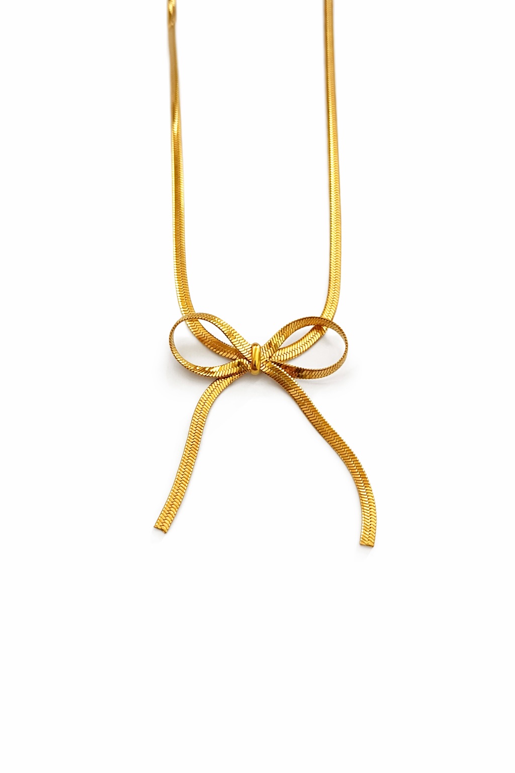 Fiyonk Figürlü Altın Renk Çelik Kolye Fiyonk Figürlü Altın Renk Çelik Kolye