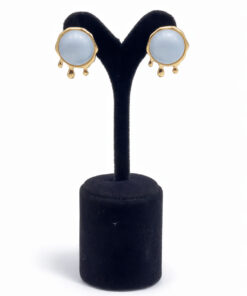 Altın Renk Lak Kaplama Akrilik Taş Detaylı Yuvarlak Küpe