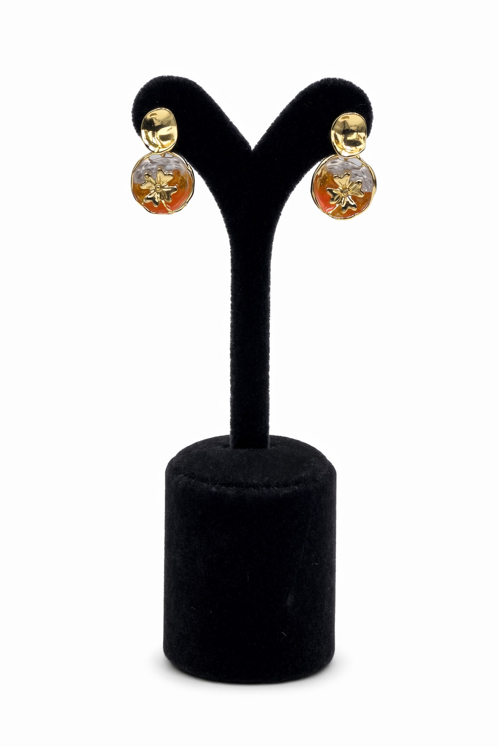 Altın Lak Kaplama Mine Detaylı Çiçek Motifli Bijuteri Küpe