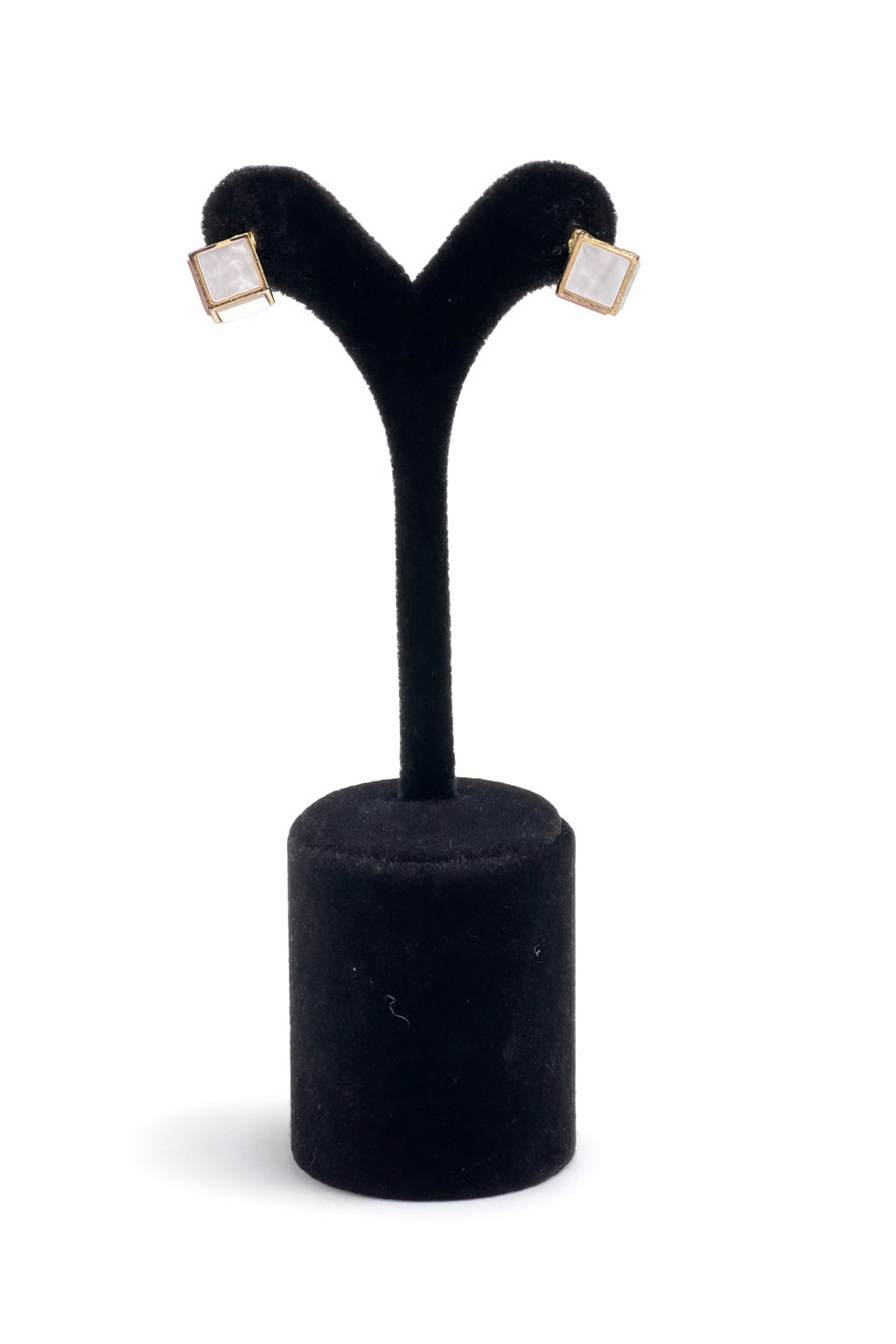 Lak Kaplama Akrilik Detaylı Küp Formlu Bijuteri Küpe /Users/a.yesimkahyaoglu/Library/Containers/net.whatsapp.WhatsApp/Data/tmp/documents/CA515BC6-BCF8-4D7C-B1A9-7135A56D2BCD/PHOTO-2026-03-05-15-53-25.jpg /Users/a.yesimkahyaoglu/Library/Containers/net.whatsapp.WhatsApp/Data/tmp/documents/395039D9-6625-4398-91C7-BAE9EB927D40/PHOTO-2026-03-05-15-54-58.jpg /Users/a.yesimkahyaoglu/Library/Containers/net.whatsapp.WhatsApp/Data/tmp/documents/BF238999-D2AF-47A5-A601-5E793D2528C7/PHOTO-2026-03-05-15-55-21.jpg /Users/a.yesimkahyaoglu/Library/Containers/net.whatsapp.WhatsApp/Data/tmp/documents/73EF024F-2638-4A41-B628-182EA99038C0/PHOTO-2026-03-05-15-58-17.jpg /Users/a.yesimkahyaoglu/Library/Containers/net.whatsapp.WhatsApp/Data/tmp/documents/D17C82CA-0E08-4FA8-A205-1E77E4F4463B/PHOTO-2026-03-05-15-59-52.jpg Lak Kaplama Akrilik Detaylı Küp Formlu Bijuteri Küpe