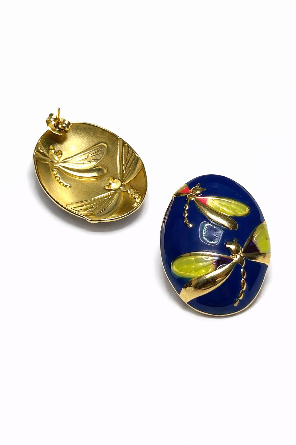 Yusufçuk Figürlü Mine Detaylı Altın Renk Lak Kaplama Oval Küpe