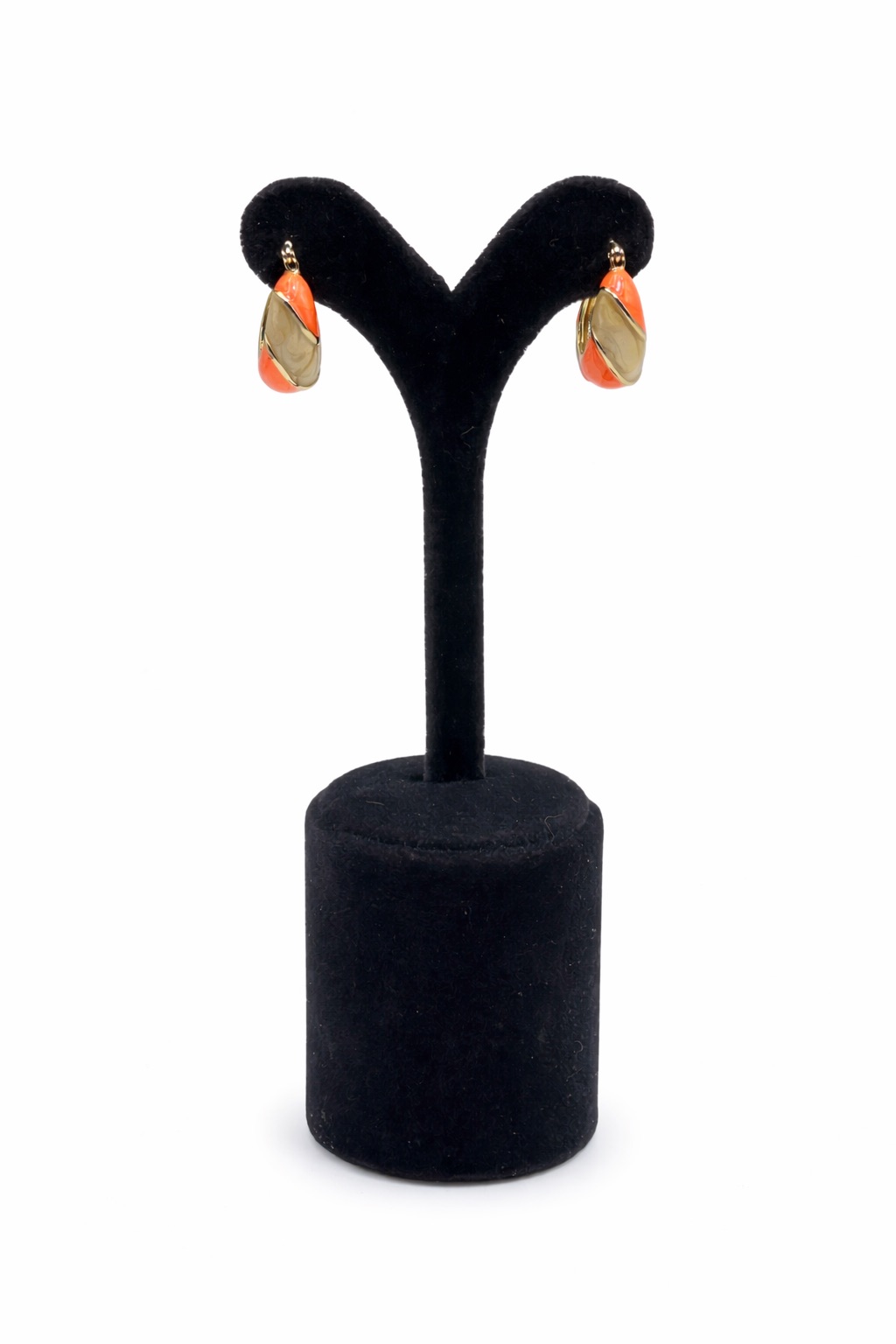 Lak Kaplama Mineli Halka Kadın Küpe