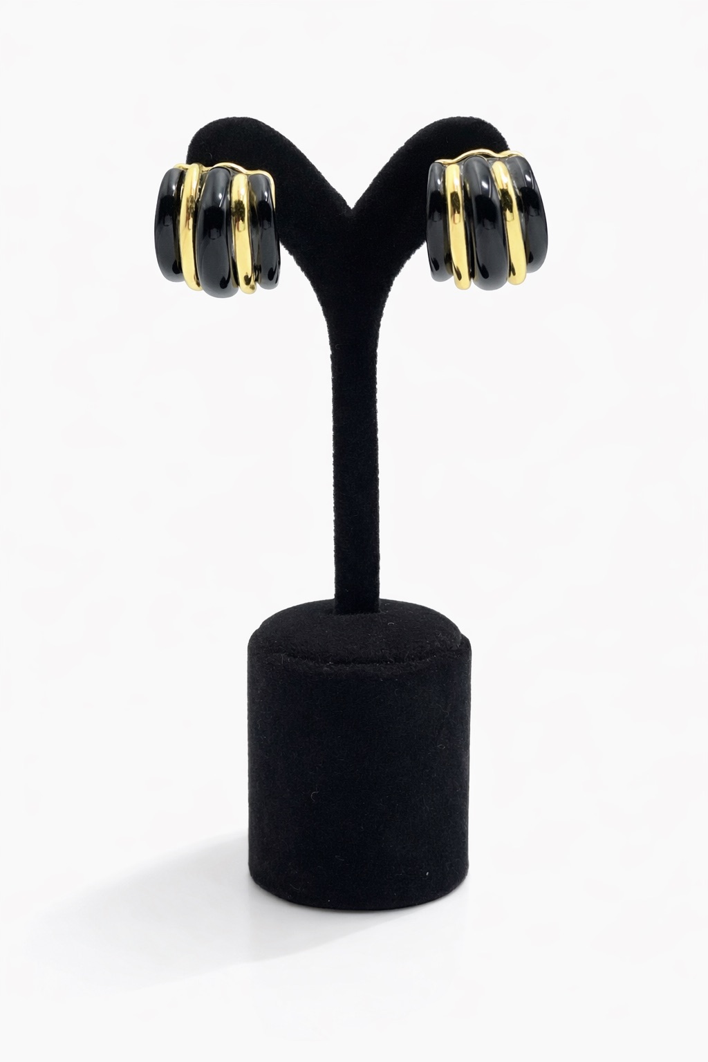 Lak Kaplama Akrilik Yarım Halka Küpe