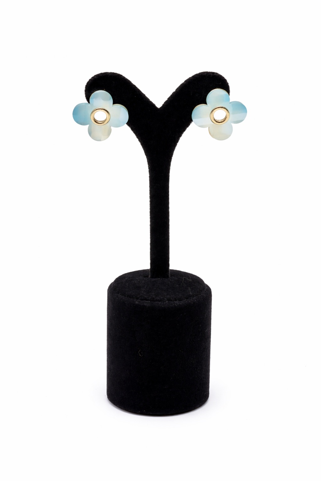 Lak Kaplama Akrilik Çiçek Formlu Kadın Küpe Lak Kaplama Akrilik Çiçek Formlu Kadın Küpe