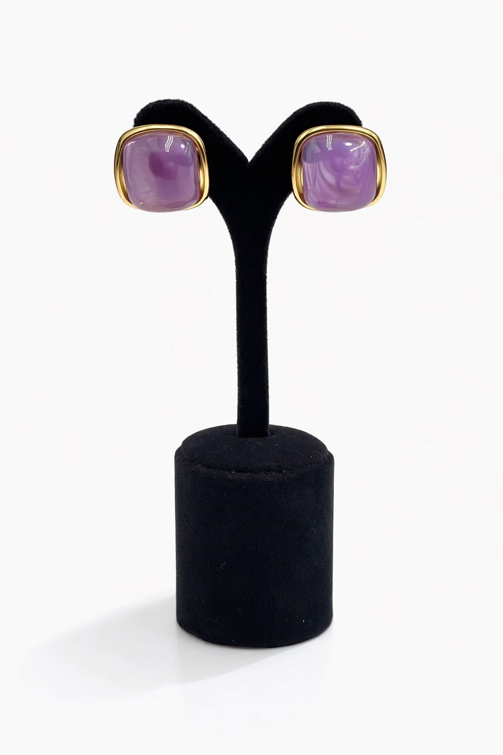 Lak Kaplama Akrilik Taşlı Kare Küpe