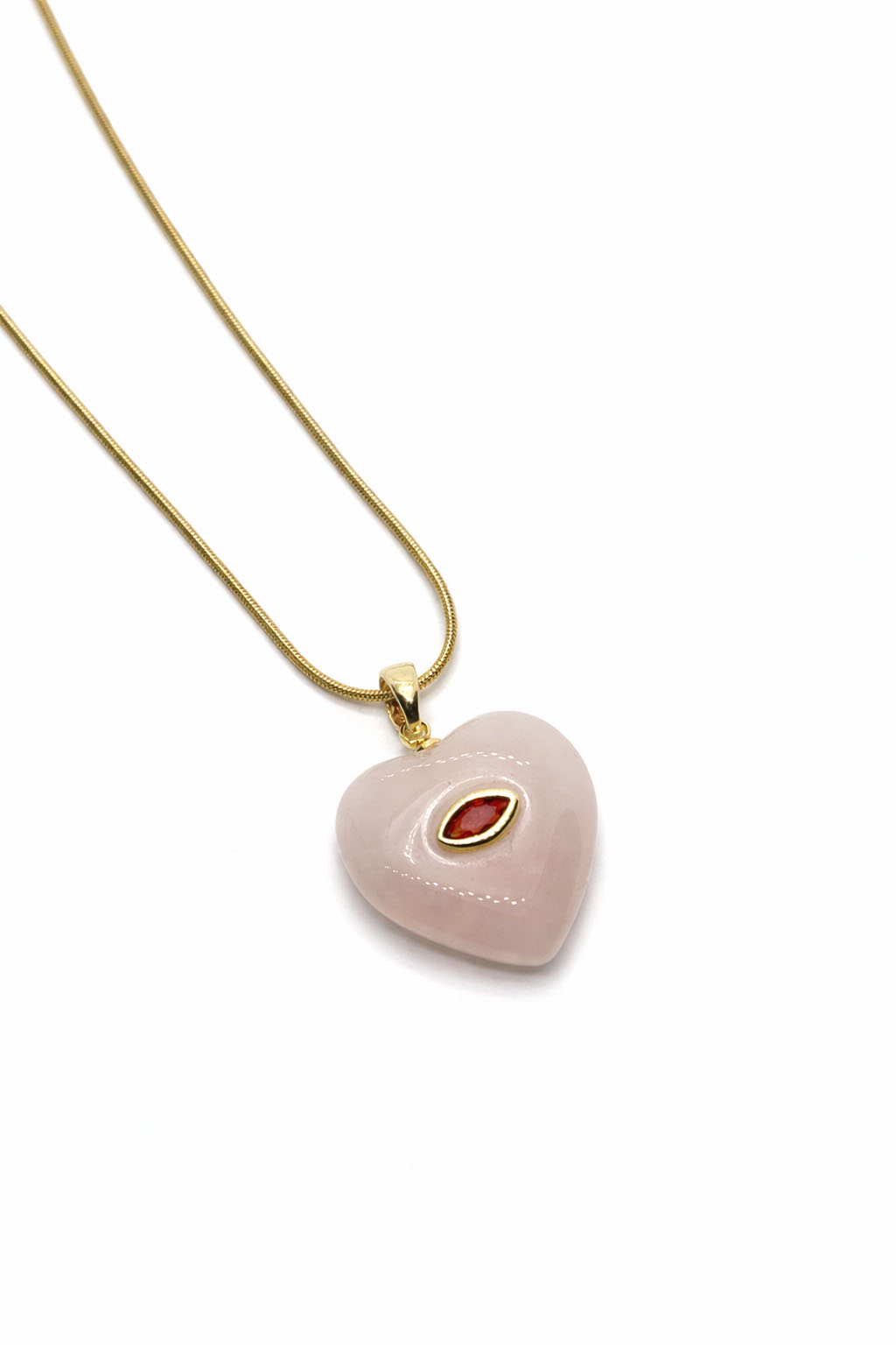 Pembe Doğal Taş ve Zirkon Detaylı Kalp Figürlü Altın Renk Çelik Kolye Pembe Doğal Taş ve Zirkon Detaylı Kalp Figürlü Altın Renk Çelik Kolye