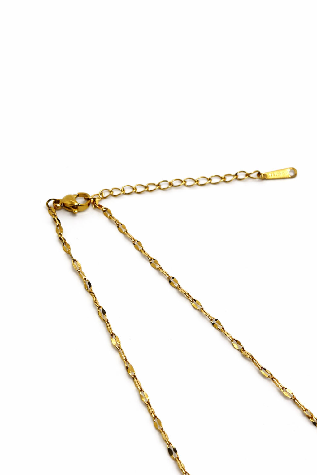 Arı Figürlü Petek Desenli Zirkon Taşlı Altın Renk Çelik Kolye Arı Figürlü Petek Desenli Zirkon Taşlı Altın Renk Çelik Kolye