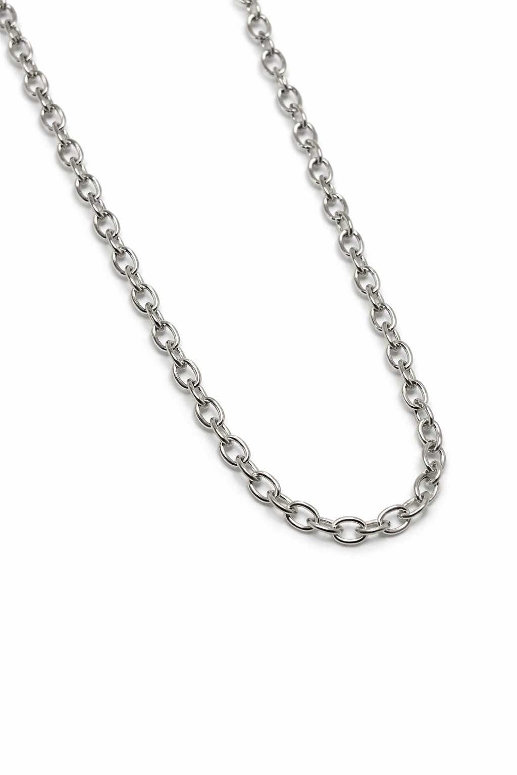 Klasik Halka Form Çelik Zincir Kolye