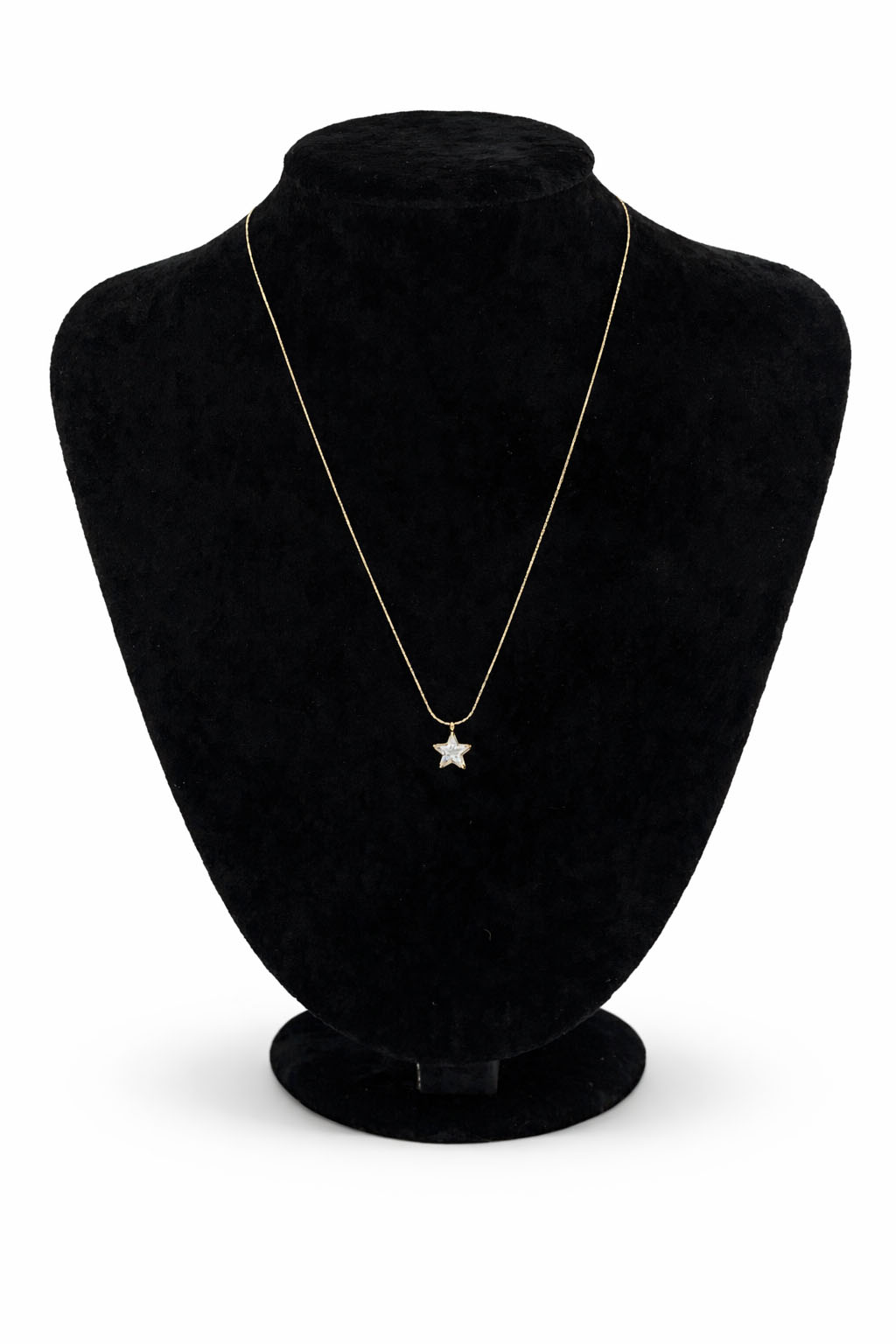 Yıldız Figürlü Zirkon Taşlı Altın Renk Çelik Kolye Yıldız Figürlü Zirkon Taşlı Altın Renk Çelik Kolye