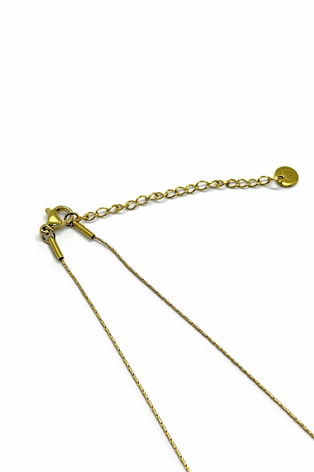 Yıldız Figürlü Zirkon Taşlı Altın Renk Çelik Kolye Yıldız Figürlü Zirkon Taşlı Altın Renk Çelik Kolye