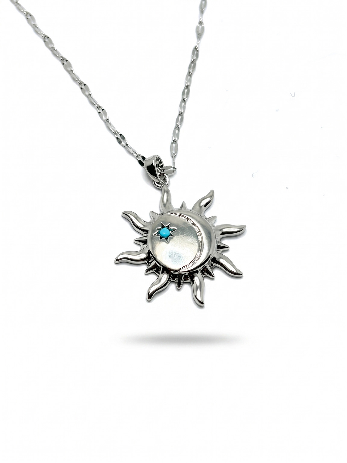 Güneş Figürlü Turkuaz Taş Detaylı Çelik Kolye