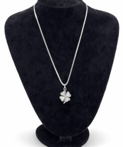 Yonca Figürlü Zirkon Taşlı Çelik Kolye